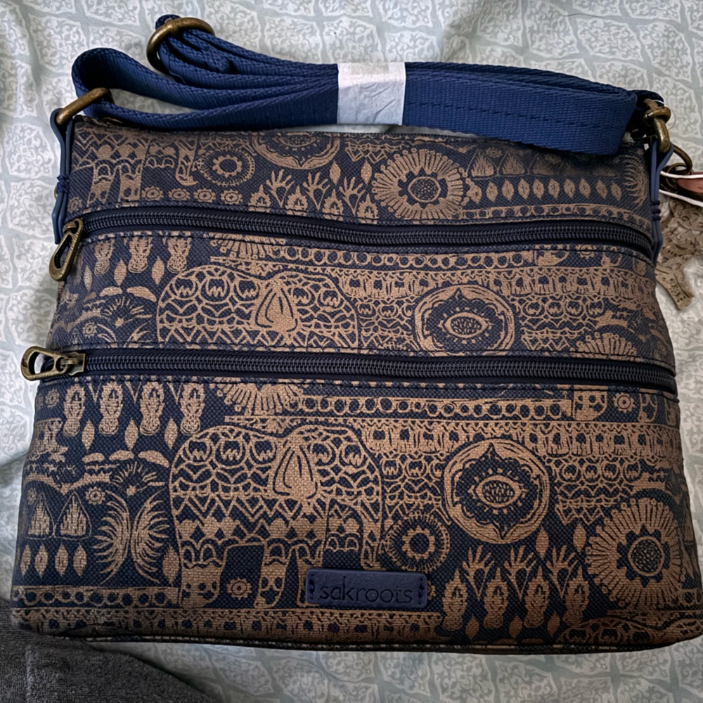 Sakroot Purse